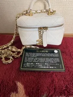CHANEL ミニバニティ　シャネルチェーンショルダーバッグのサムネイル