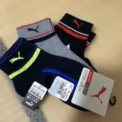 puma ソックス　21〜23cm