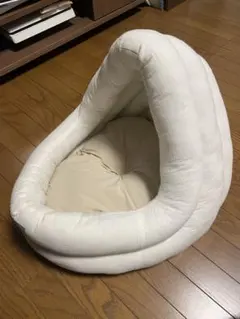 Petio Relax Bed ドーム型 ひんやりペットベッドのサムネイル