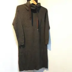 ダークグリーン ニットワンピース ハイネック