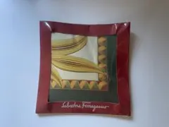 2026年最新】フェラガモ シルク スカーフの人気アイテム - メルカリ