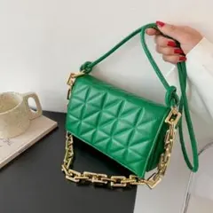 グリーン　チェーン付き　ショルダーバッグ　ハンドバッグ　クラブ　ギャル　海外