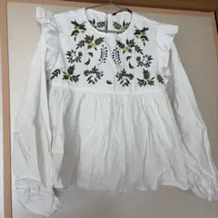 ZARA Trafaluc 刺繍ブラウス ホワイト Sサイズのサムネイル