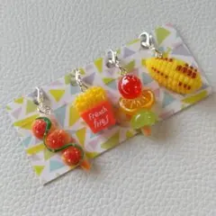 チャーム #1192 お祭り 屋台 フルーツ飴 焼きとうもろこし ミニチュア
