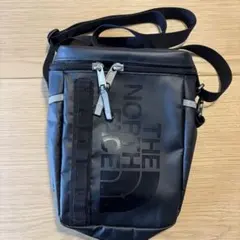 THE NORTH FACE ブラックショルダーバッグ
