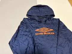 UMBRO フード付きピステ　ウィンドブレーカー サッカー　野球ネイビー