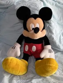 レトロなミッキーマウス特大ぬいぐるみ（新年セール）