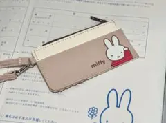 Item thumbnail for item 9ee62b1d-5383-4850-942b-e49f24b38a3d