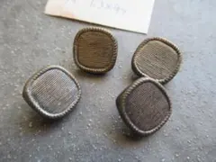 3 / 3 ＊よく見ると 凝ったデザイン いぶし銀 四角いボタン 4つセット＊