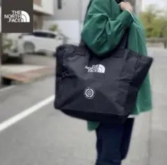 【新品未使用タグ付き】THE NORTH FACE ブラック トートバッグのサムネイル