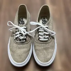 VANS ベージュ スニーカー アースカラー 海 ビーチのサムネイル