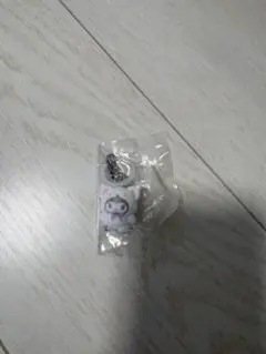 クロミ　ふわふわスノー　サンリオ　めじるしアクセサリー