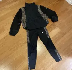 Nike トレーニングウェア 上下セット ジャケットMサイズパンツLサイズ