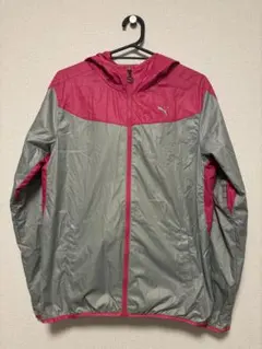 PUMA フード付きウィンドブレーカー グレー/ピンク　　ウィメンズ Lサイズ