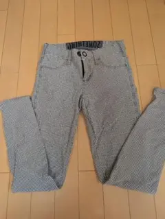 SOMETHING スキニーパンツ S ロングパンツ 細みせ ストレッチ 美品