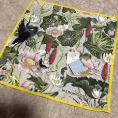 WEDGWOOD ウエッジウッド　花　鳥蝶々　ハンカチ