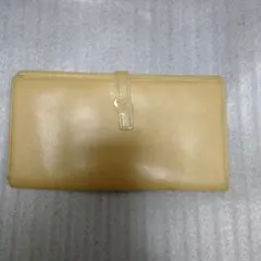 CHANEL 二つ折り財布 ベージュのサムネイル