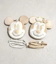 ディズニー　ミッキー　ミニー　クリスマス　淡い　ベージュ　パスケース　ポシェット
