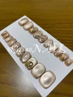 ライトベージュ　マグネット　ネイルチップ　全サイズ　即日発送　現品