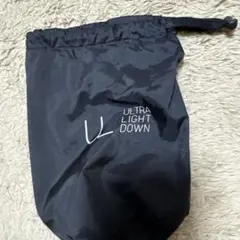 ユニクロウルトラライトダウンブラック
