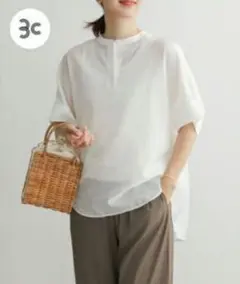 美品✨️ヒヨクスキッパーコクーンブラウス／アーバンリサーチ ドアーズのサムネイル