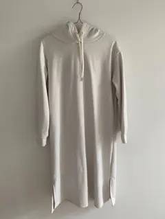 Item thumbnail for item c22508d4-ee8f-41ff-a1ff-4028d2956b69