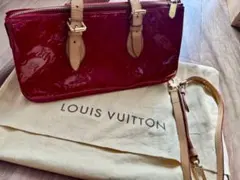 LOUIS VUITTON ルイヴィトン　モノグラム・ヴェルニ　レッド