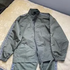 asics 上下　セットアップ　ウィンドブレーカーSサイズ