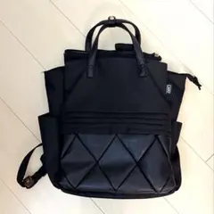 フェリシモ ラミプリュス リュック バックパック ブラック 多機能のサムネイル