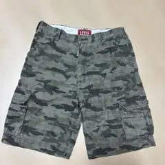 Levi’s リーバイスカーゴパンツ ハーフパンツ 迷彩 カモフラカーキ メンズのサムネイル