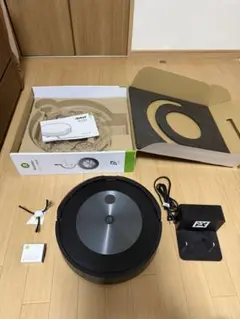 iRobot Roomba j7 ロボット掃除機本体 - 充電ドック付き 付属 - メルカリ
