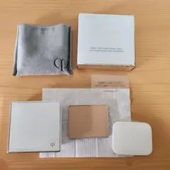 クレ・ド・ポー ボーテ タンナチュレールプードルブラン オークル10