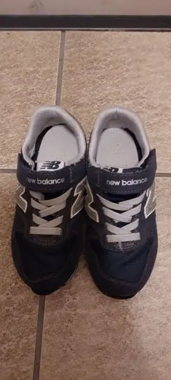 【最終値下げ】New Balance ネイビー スニーカー