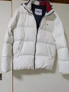 TOMMY JEANS ホワイト ダウンジャケット