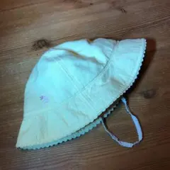 春色の帽子　ラルフローレン　黄色