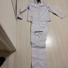 Item thumbnail for item 013690a6-df8a-4970-bab4-f8106f7cf6c5