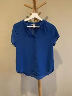 H & M 青い半袖ブラウス　透け感あり　サイズS US2