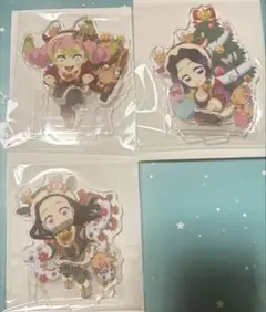 鬼滅の刃　クリスマス　アクリルスタンド　甘露寺蜜璃　胡蝶しのぶ　竈門禰豆子