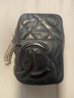 CHANEL 黒 シガレット キルティング　カンボン