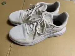 adidas ホワイト スニーカー