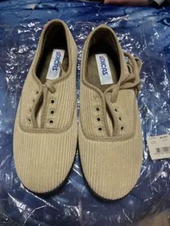 Dicas コーデュロイスニーカー ベージュ　暖かい　中起毛