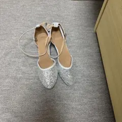 シルバー グリッター アンクルストラップ パンプス