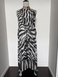 Just Cavalli ゼブラ柄 ノースリーブ ワンピース