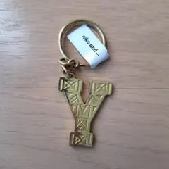 【新品・未使用】niko and ... ゴールド Y キーホルダー　イニシャル