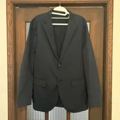 【XL】本日限定価格！ユニクロ　ネイビー スリムフィット 感動ジャケット