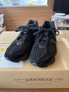 ニューバランス　9060 トリプルブラック