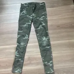 迷彩 スキニーパンツ サイズS