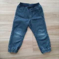 Item thumbnail for item 62bfb695-b666-47ef-9e8d-d32c2f337718