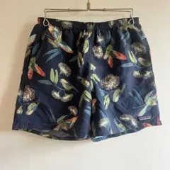 2019限定柄　patagonia バギーショーツ　ネイビー 鳥柄