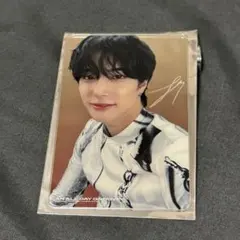 Item thumbnail for item 4f513496-93f3-4c72-8ace-445f7319c950